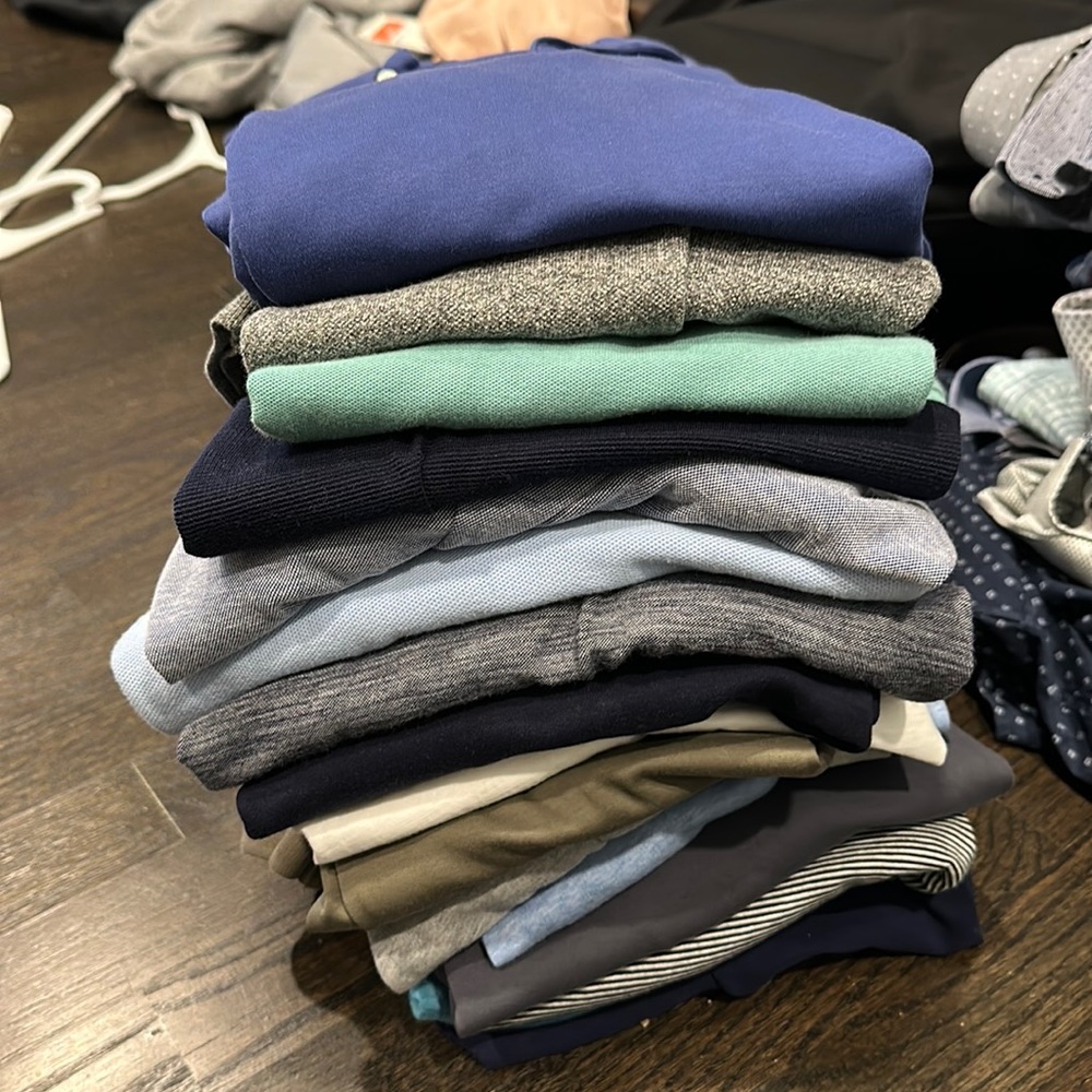 Lot of 16 polos